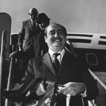 Αεροδρόμιο Αθηνών, 17/10/1973: Ο Μητσοτάκης επιστρέφει από την εξορία