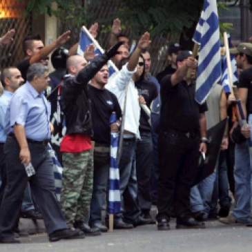2005-09-17-Αθήνα κέντρο-Χρυσή Αυγή Πορεία Ναζιστικός χαιρετισμός - 01