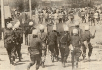 1980-06-17 - Μαρούσι Συγκρούσεις για τη χαβούζα-02 ΜΑΤ κυνηγητό σε κατοίκους - epeisodia4