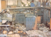 1985-11-17+18 - Χημείο Δεύτερη κατάληψη για φόνο Καλτεζά + Επέμβαση ΜΑΤ-17 - trapeza
