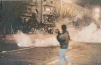 1988-11-17 - Πολυτεχνείο-04 - teargas