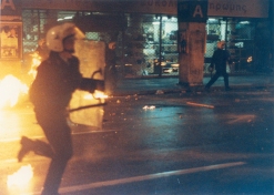 1990-01-25 - Αθώωση Μελίστα-31 - molotov6