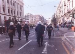 1991-10-18 - Βουλή Πυρπολήσεις-09 - matt8
