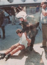 1998-06-ΙΟΥΝ - Διαδηλώσεις καθηγητών για ΑΣΕΠ-24 - sylipsis