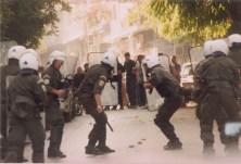 1998-06-ΙΟΥΝ - Διαδηλώσεις καθηγητών για ΑΣΕΠ-39 - Εξεταστικό κέντρο ΑΣΕΠ - exetastika10