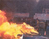 1998-06-ΙΟΥΝ - Διαδηλώσεις καθηγητών για ΑΣΕΠ-08 - kameno mpatsiko Kanigkos5